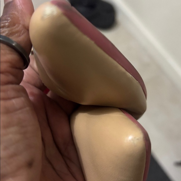 Nine West Pointy Toes flats size 8 only worn once. ***Pet/Smoke Free Home* - Picture 5 of 7